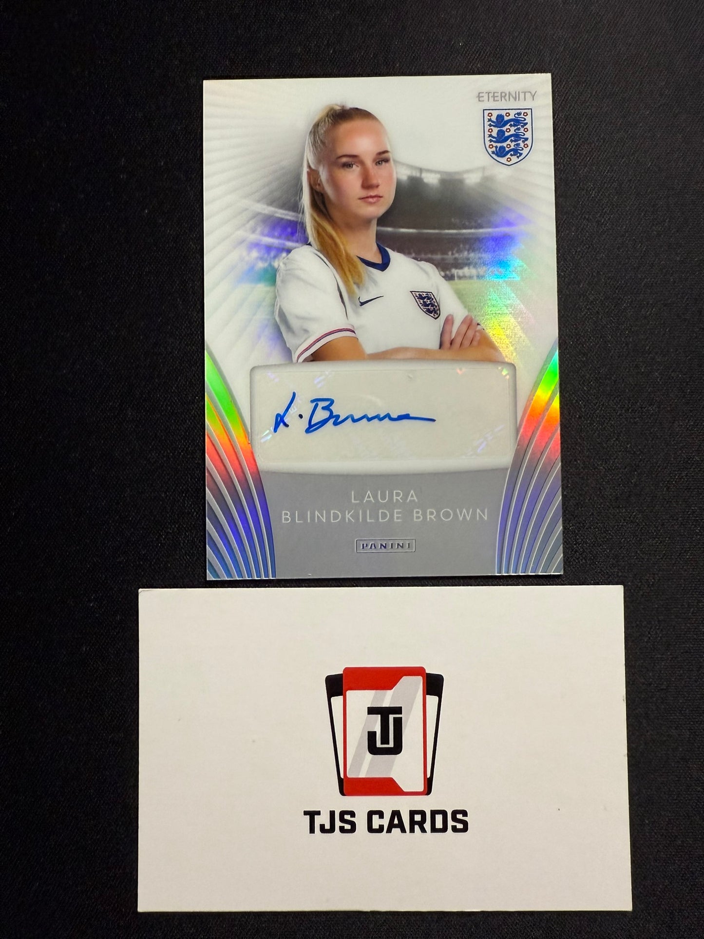 Laura Blindkilde Brown - Auto - Panini Eternity Lionesses 2025