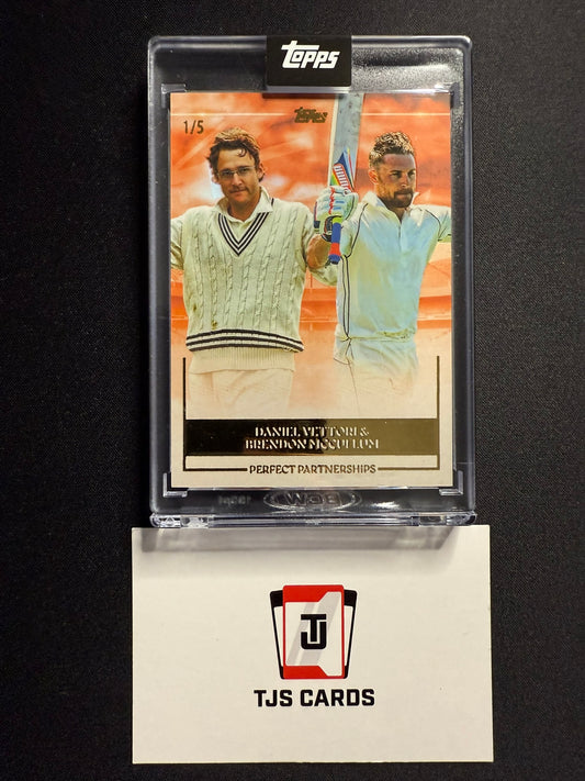 Daniel Vettori / Brendon McCullum - Orange /5 - TOPPS Cricket Legends Volume 2 2025
