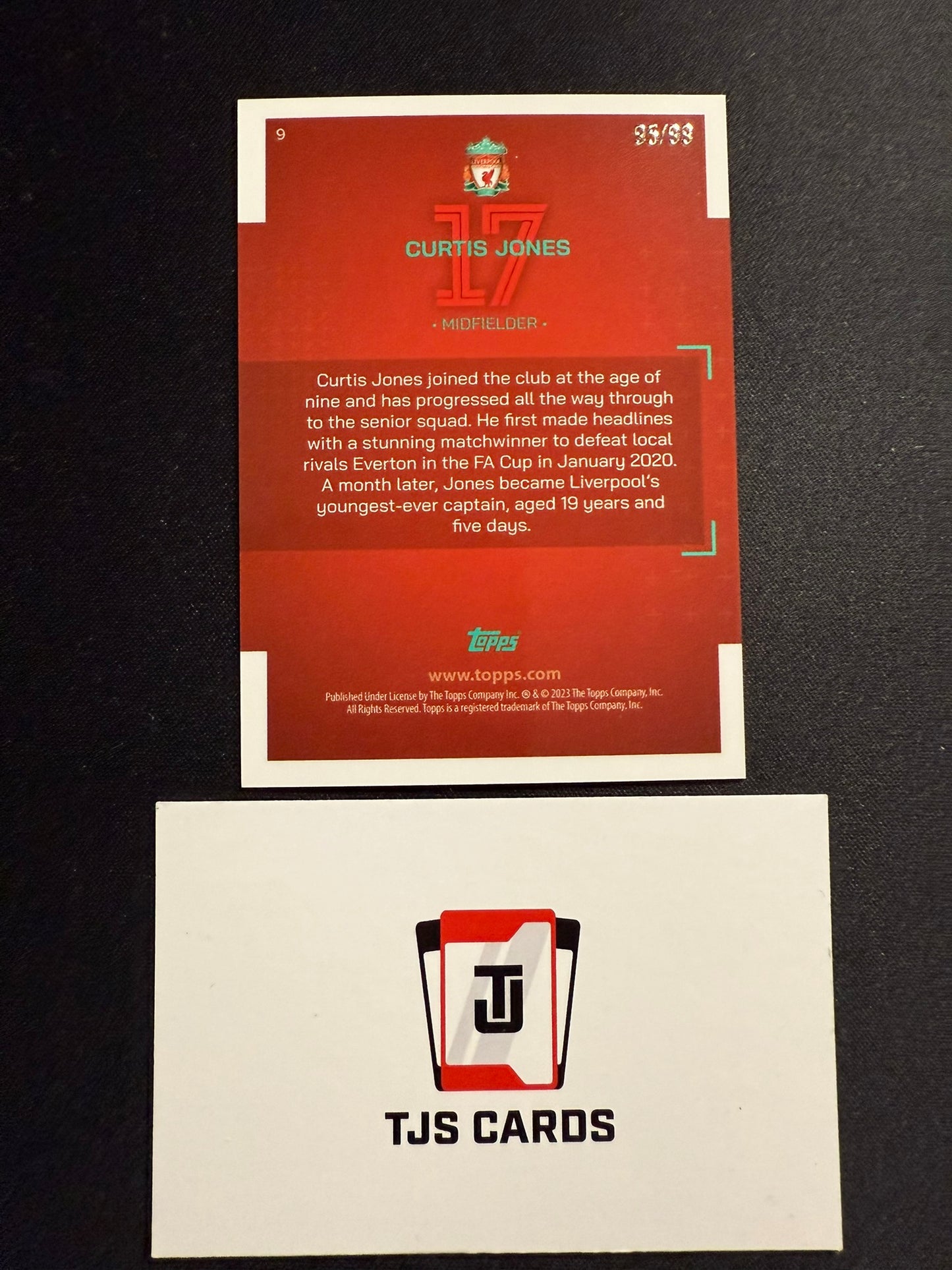 Curtis Jones - Pink /99 - TOPPS Liverpool Team Set 2022/23