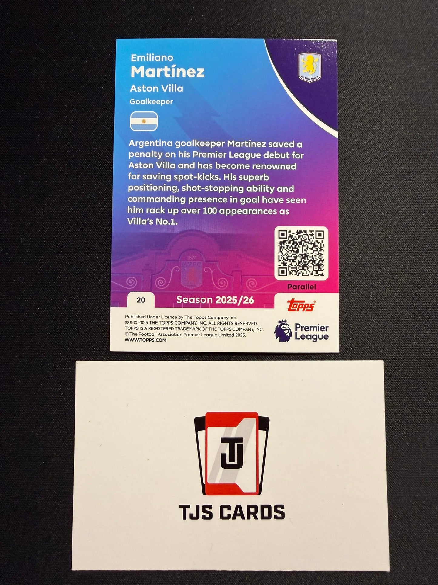 Emiliano Martinez - Black & White Sparkle /75 - TOPPS Premier League 2025/26