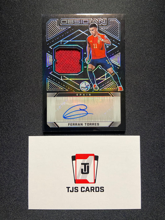 Ferran Torres - Patch Auto /149 - Panini Obsidian Soccer 2021/22