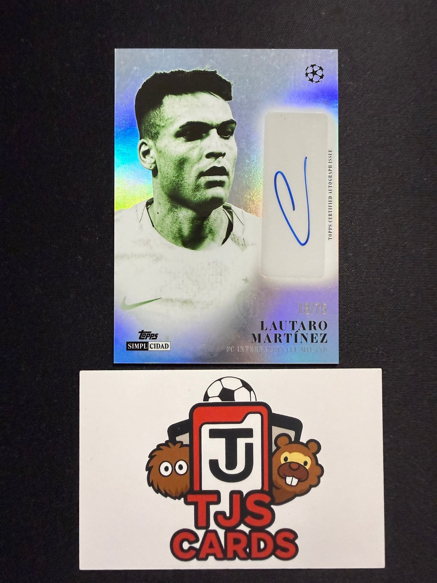 Lautaro Martinez - Auto /75 - TOPPS Simplicidad UCC 2025/26