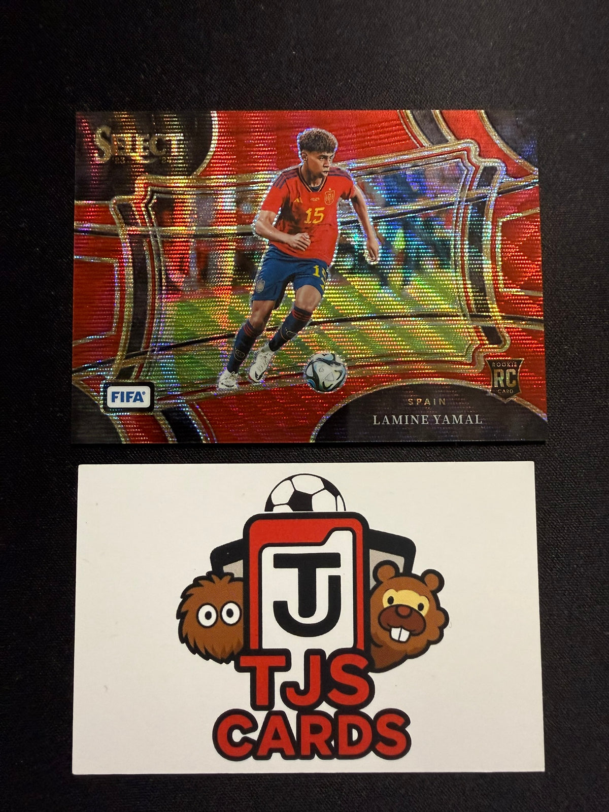 Lamine Yamal - Rookie Red Wave Field Level /149 - Panini Select FIFA 2023/24