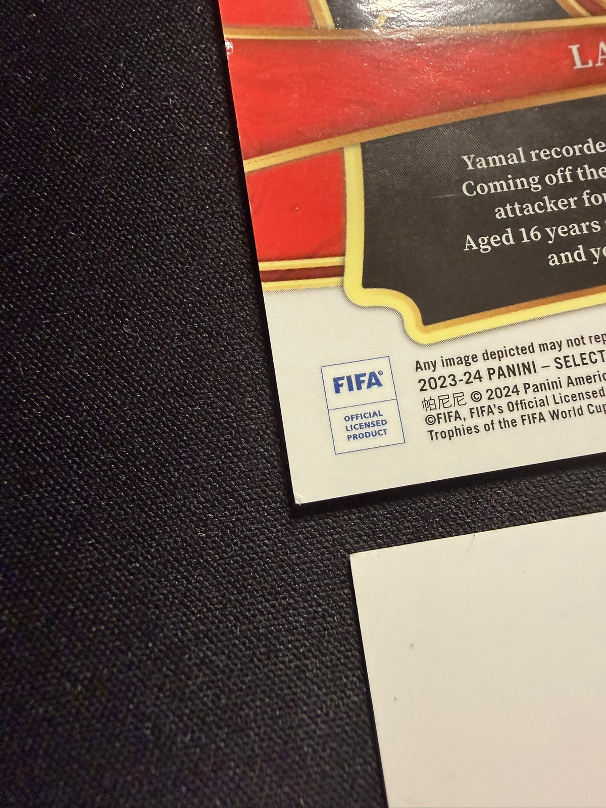 Lamine Yamal - Rookie Red Wave Field Level /149 - Panini Select FIFA 2023/24
