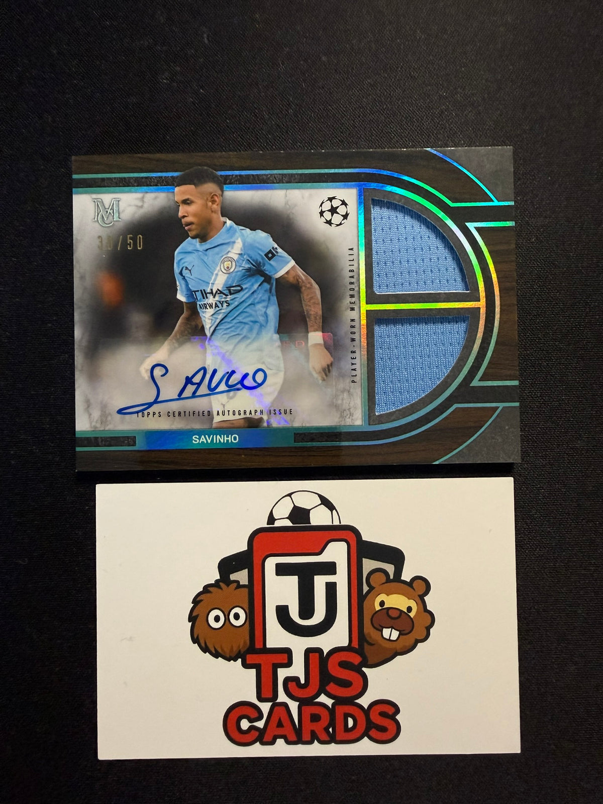 Savinho - Turquoise Dual Patch Auto /50 - TOPPS Museum UCC 2025/26