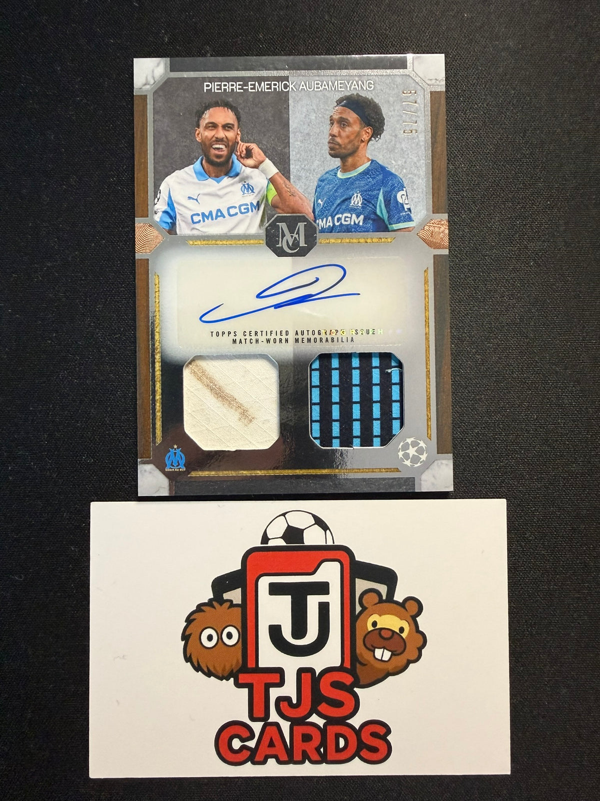 Pierre-Emerick Aubameyang - Home / Away Dual Match Worn Patch Auto /75 - TOPPS Museum UCC 2025/26