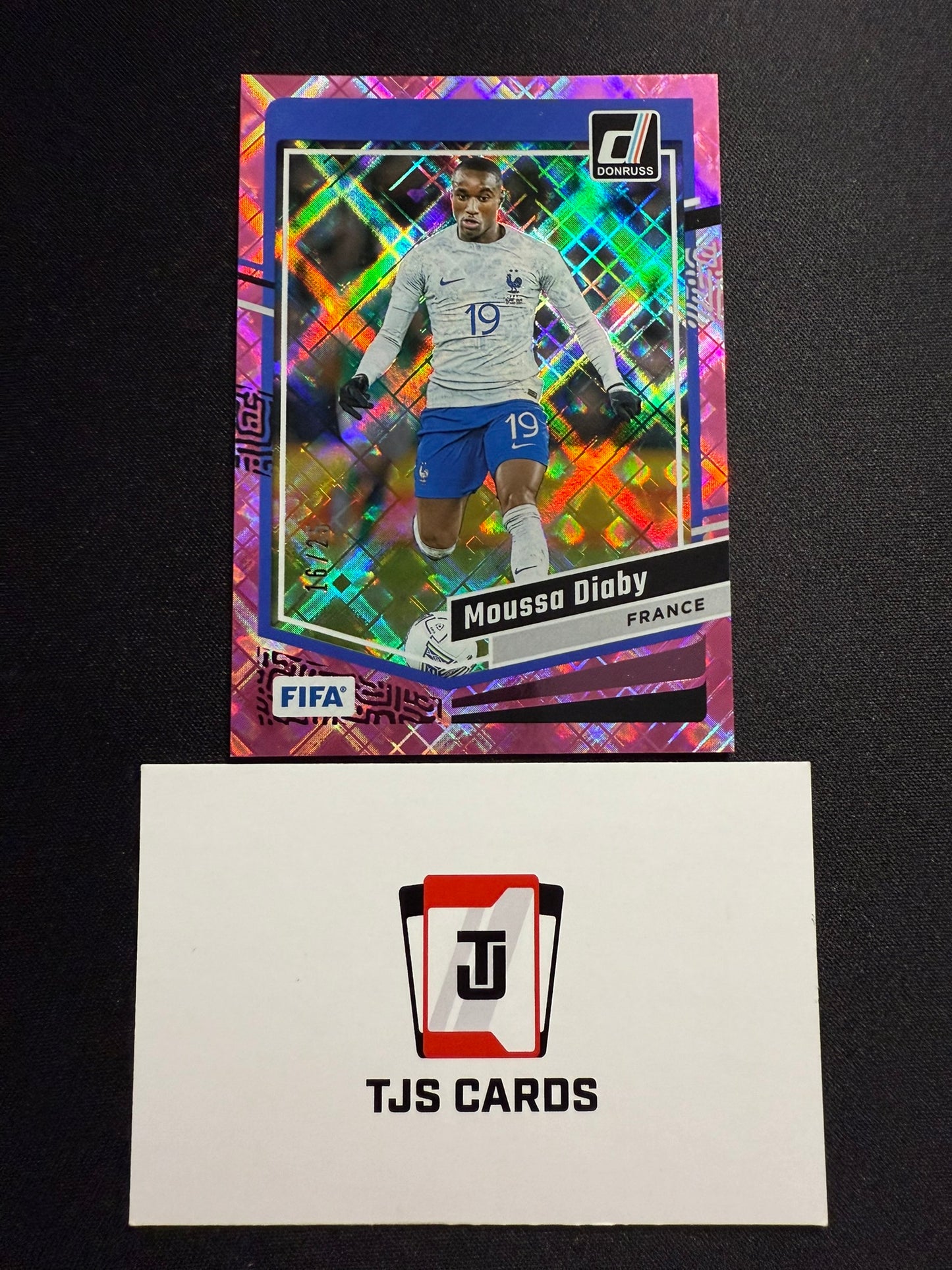 Moussa Diaby - Pink Diamond /25 - Panini Donruss 2023/24