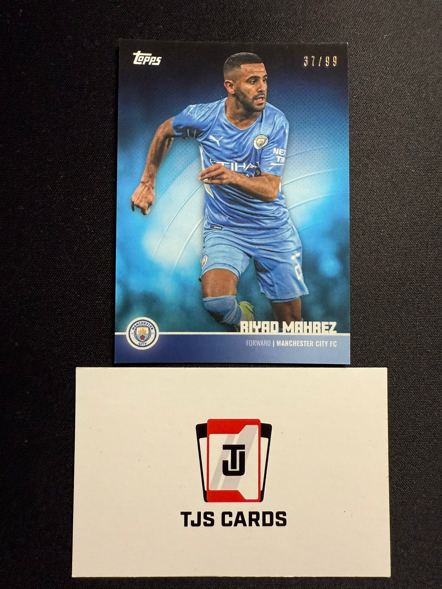 Riyad Mahrez - /99 - TOPPS Manchester City Team Set 2021/22