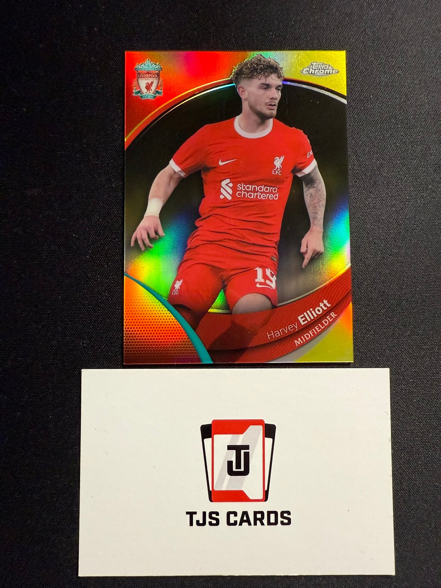 Harvey Elliott - Yellow /75 - TOPPS Liverpool Chrome 2023/24