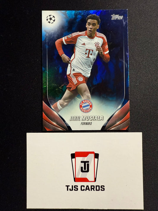 Jamal Musiala - Blue Inferno /125 - TOPPS UCC 2023/24