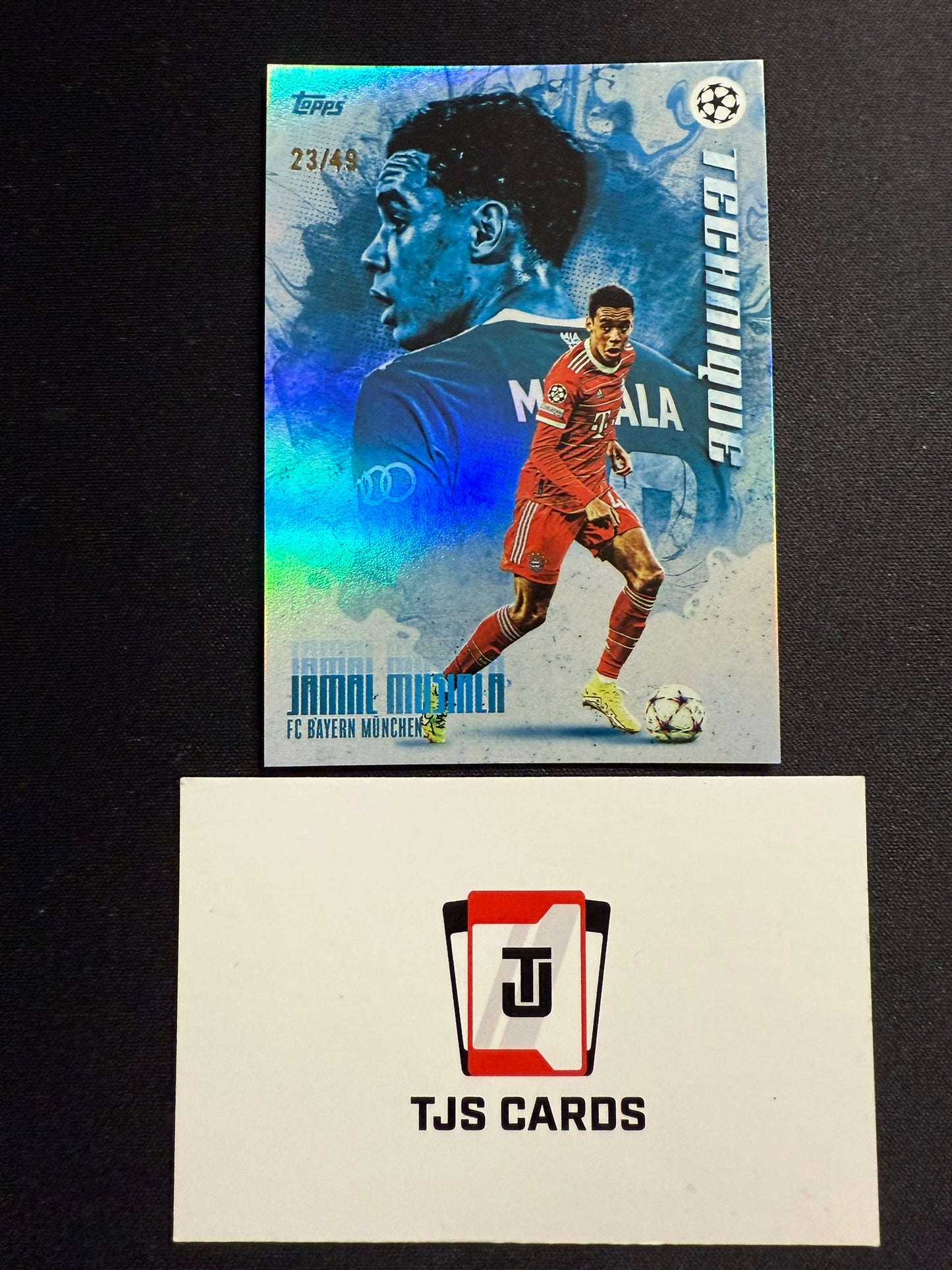 Jamal Musiala - Blue /49 - TOPPS Musiala Platinum Curated Set 2022/23