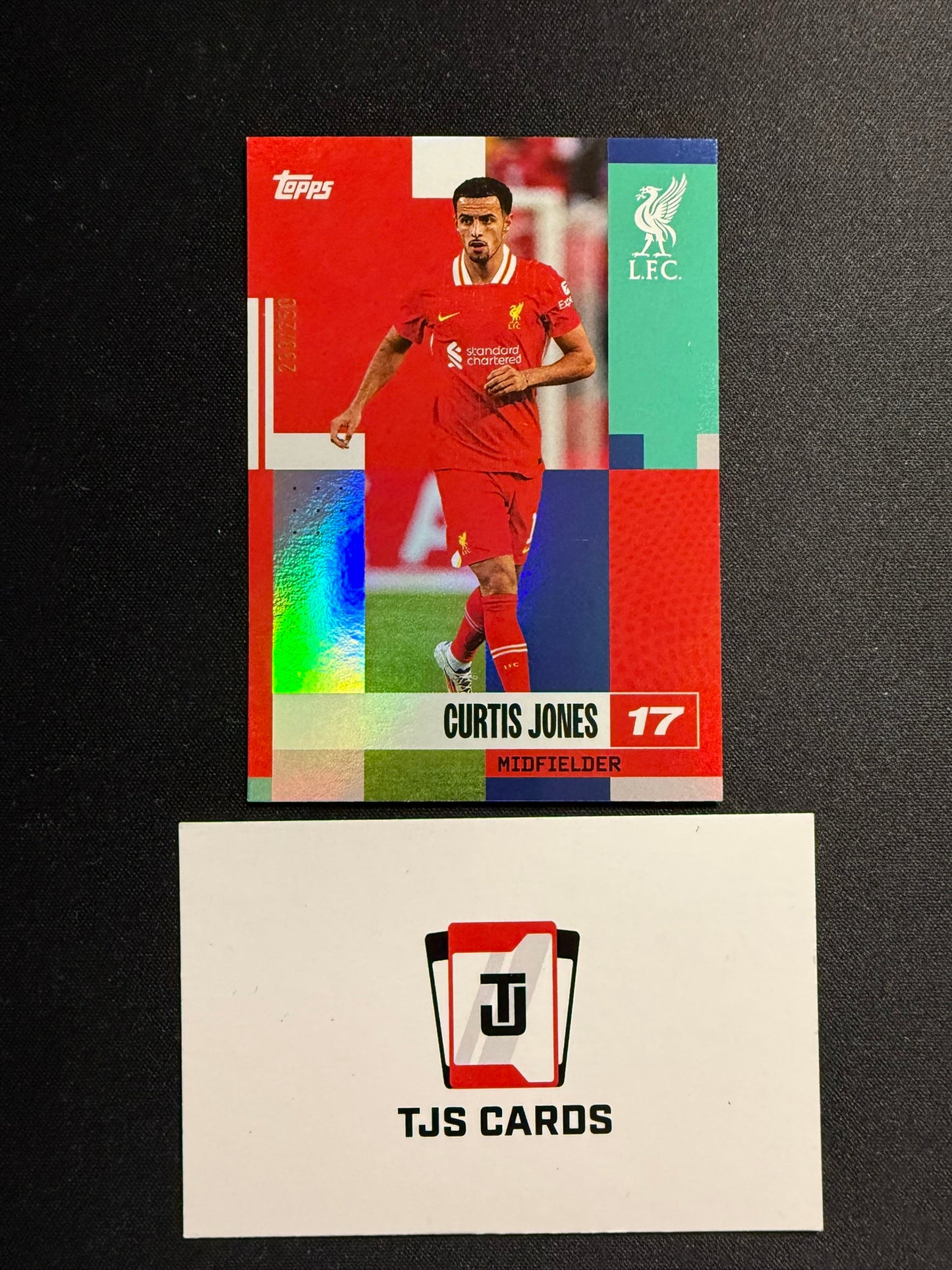 Curtis Jones - Blue /250 - TOPPS Liverpool Team Set 2024/25