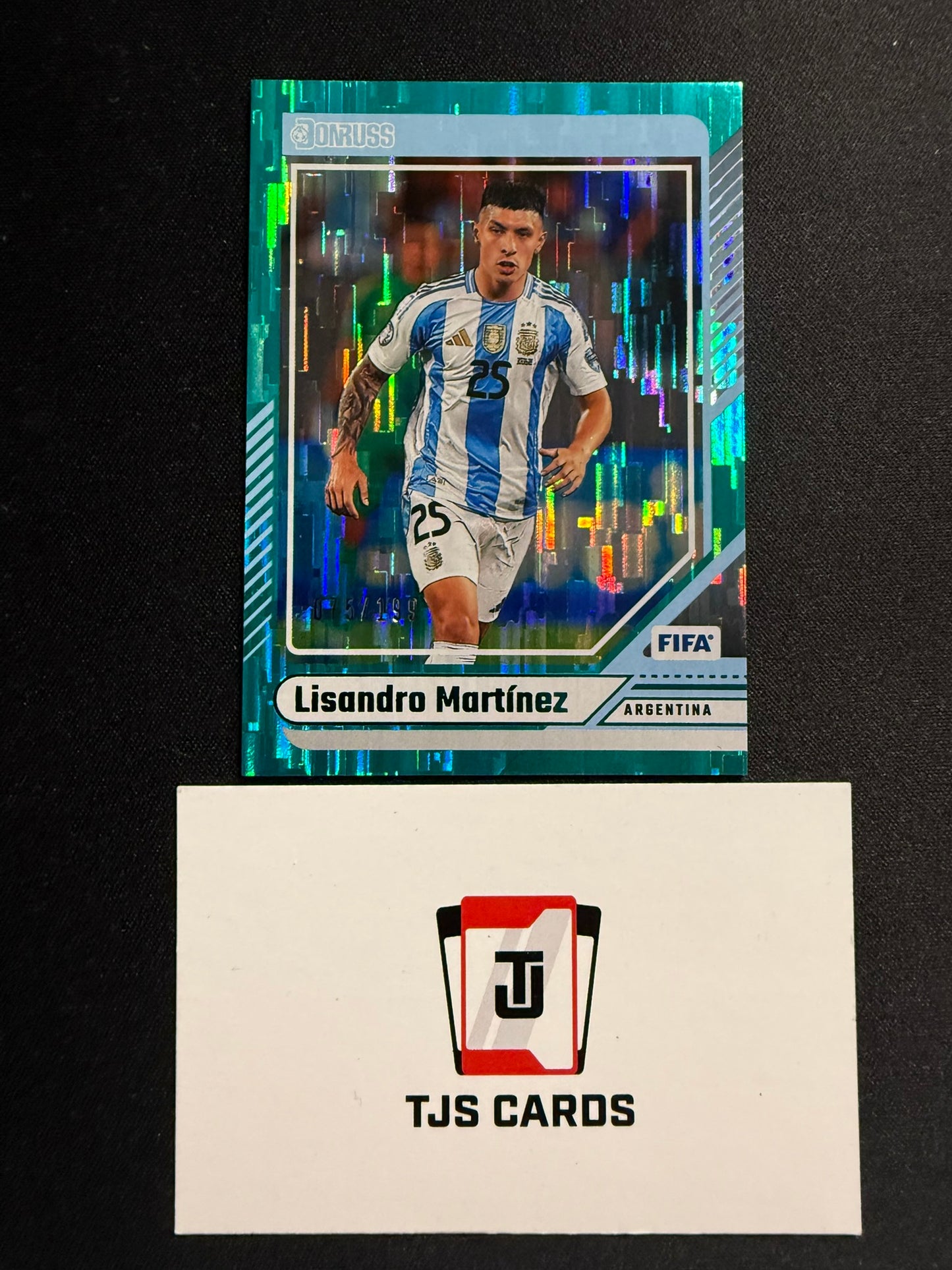 Lisandro Martinez - Teal /199 - Panini Donruss 2024/25