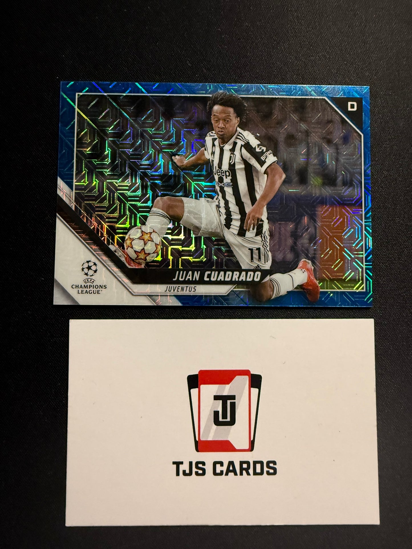 Juan Cuadrado - Blue Mojo /75 - TOPPS Japan UCL 2021/22