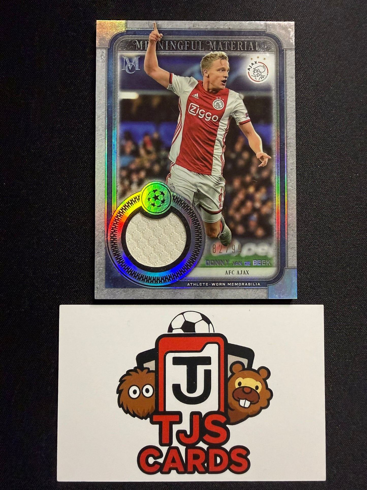 Donny Van De Beek - Player-Worn Patch /99 - TOPPS Museum UCL 2019/20