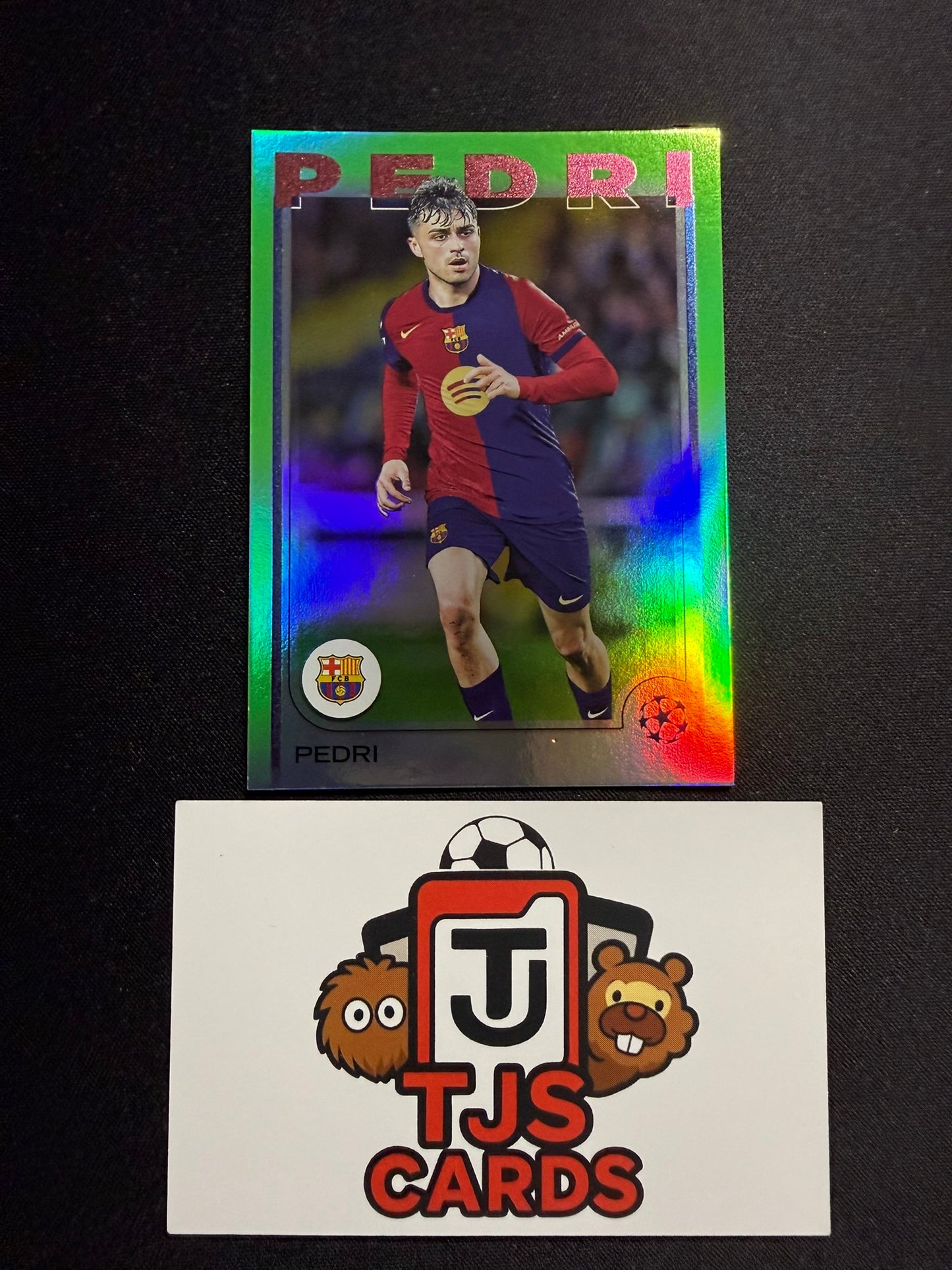 Pedri - Neon Green /199 - TOPPS UCC 2024/25