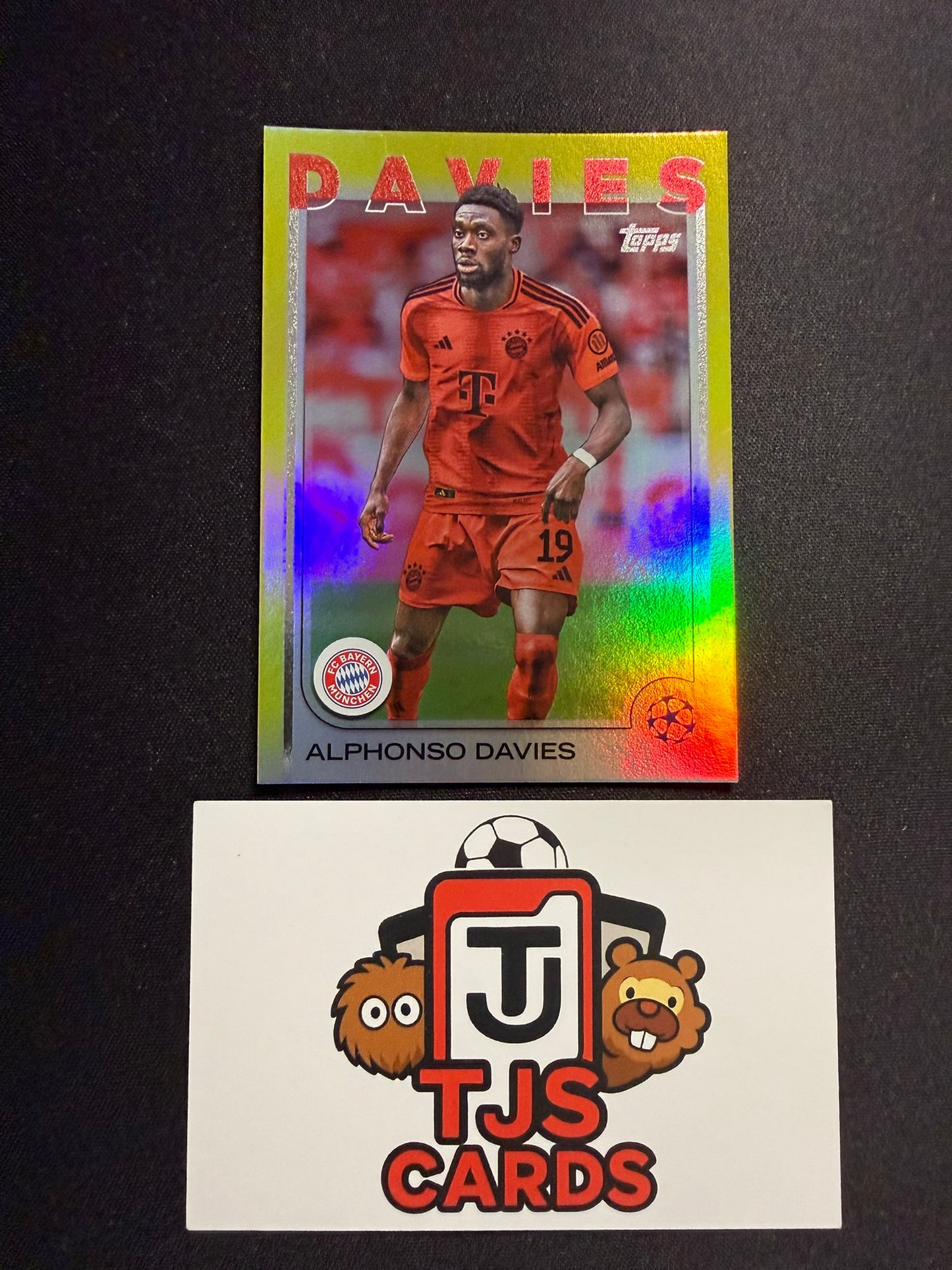 Alphonso Davies - Yellow /175 - TOPPS UCC 2024/25