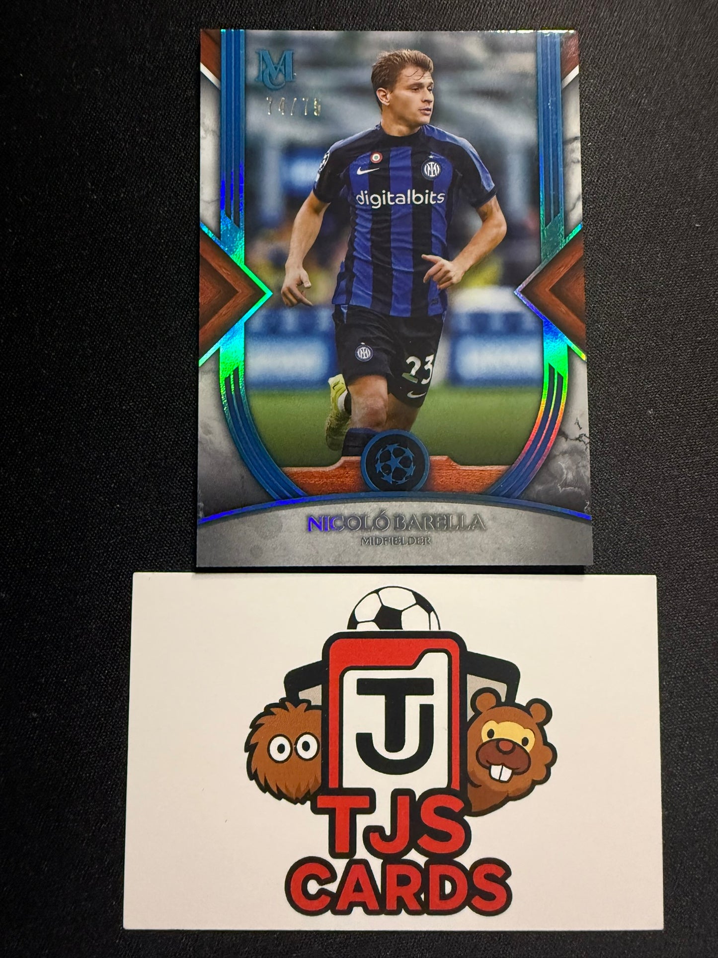 Nicolo Barella - Sapphire /75 - TOPPS Museum 2022/23