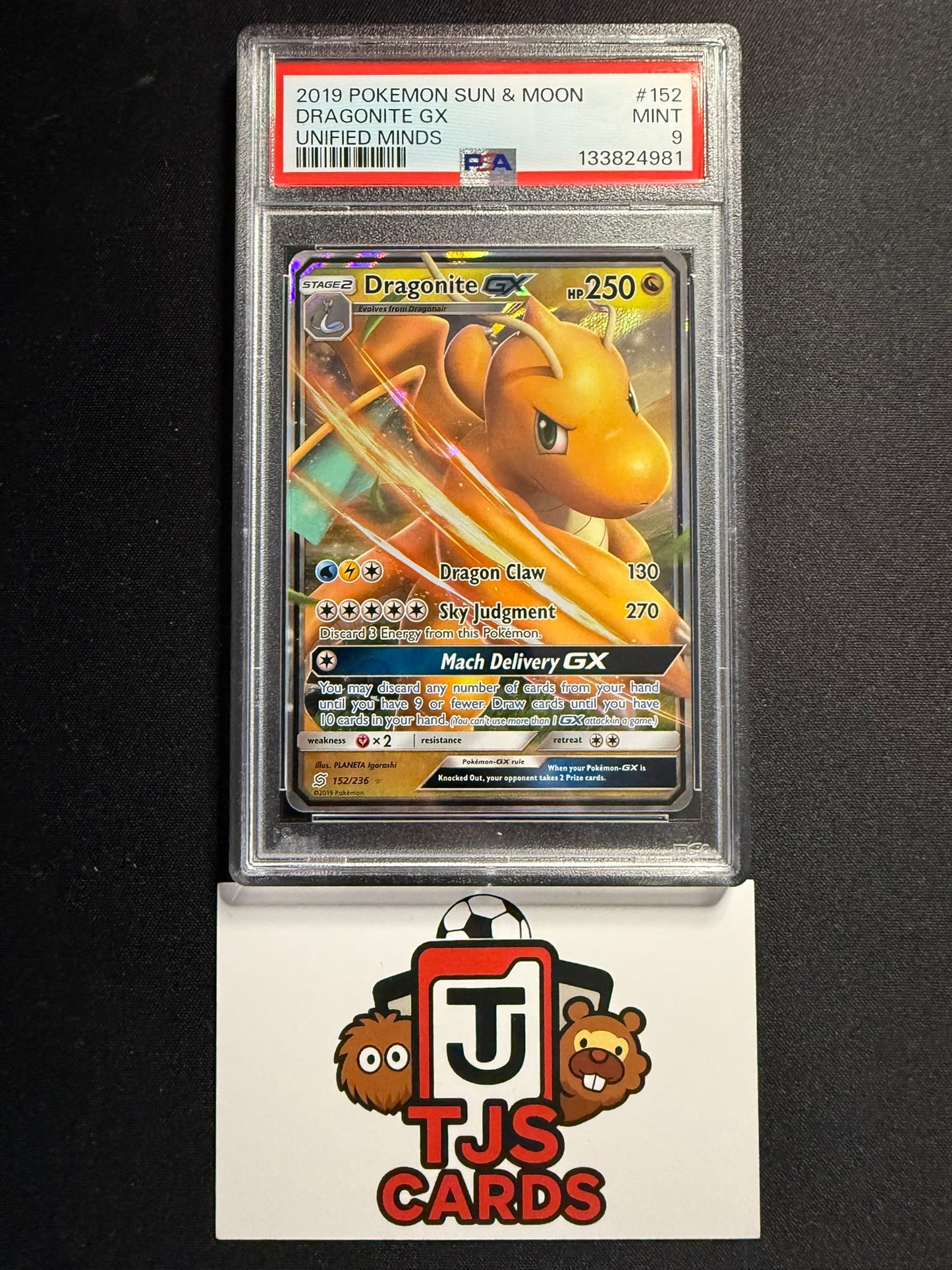 Dragonite GX - PSA 9 - Unified Minds 152/236 - Pokemon