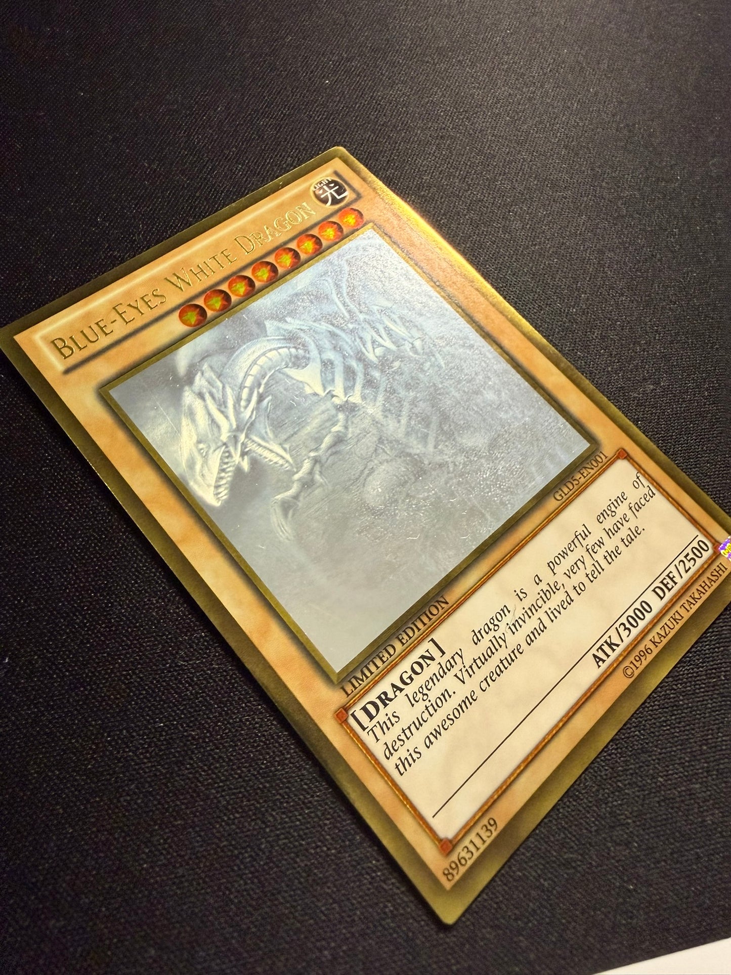 Blue-Eyes White Dragon - Gold Ghost Rare Limited Edition GLD5-EN001 - LP - YuGiOh