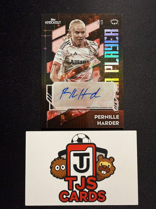 Pernille Harder - Red Auto /5 - TOPPS UWCL Knockout 2025/26