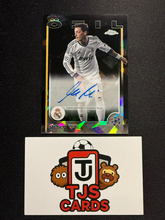 Mesut Ozil - Black Auto /10 - TOPPS Sapphire UCC 2024/25