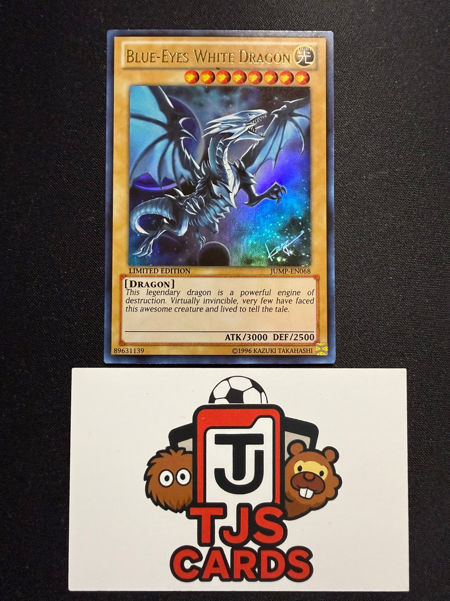 Blue-Eyes White Dragon - Ultra Rare Limited Edition JUMP-EN068 - YuGiOh