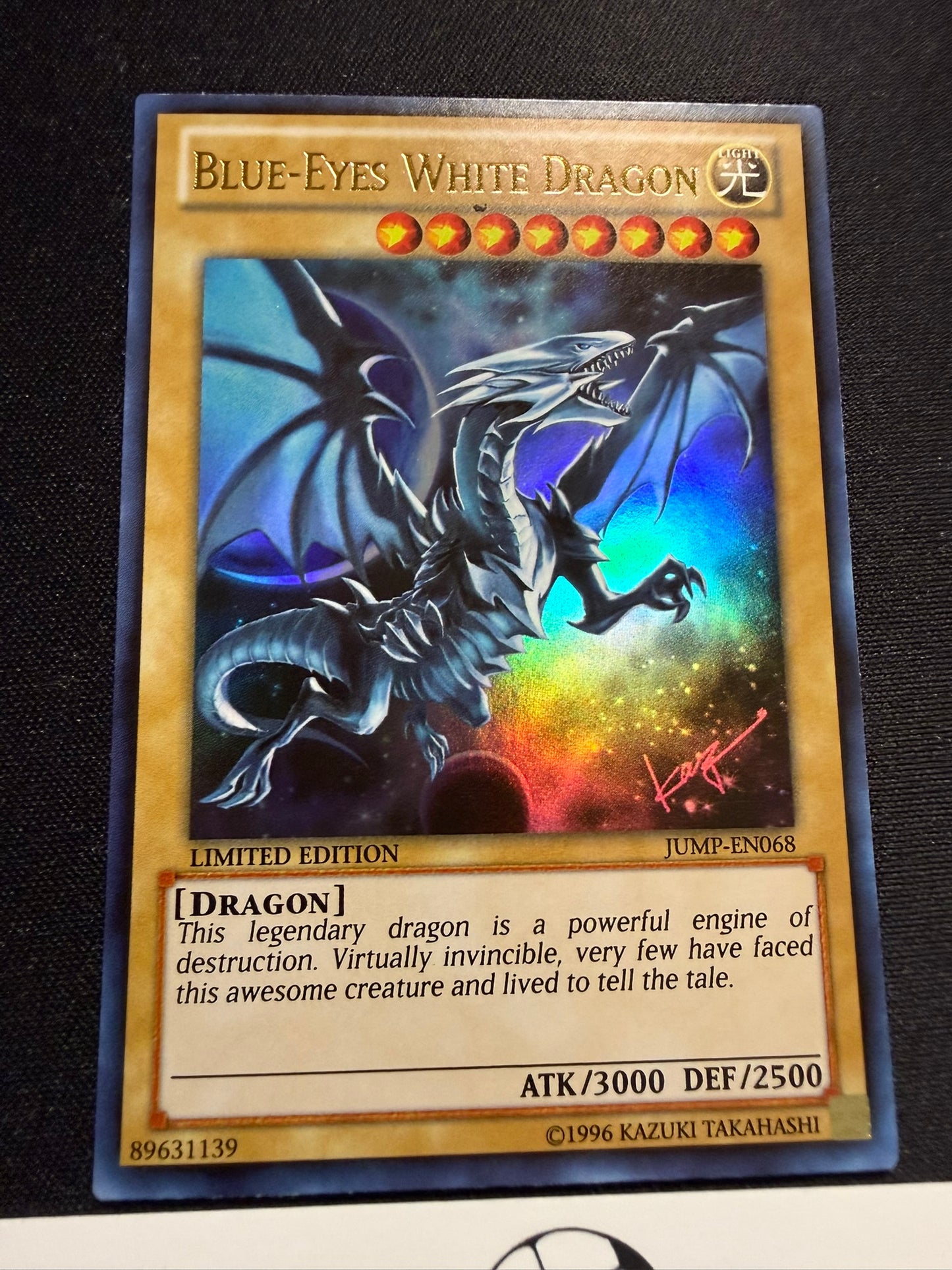 Blue-Eyes White Dragon - Ultra Rare Limited Edition JUMP-EN068 - YuGiOh