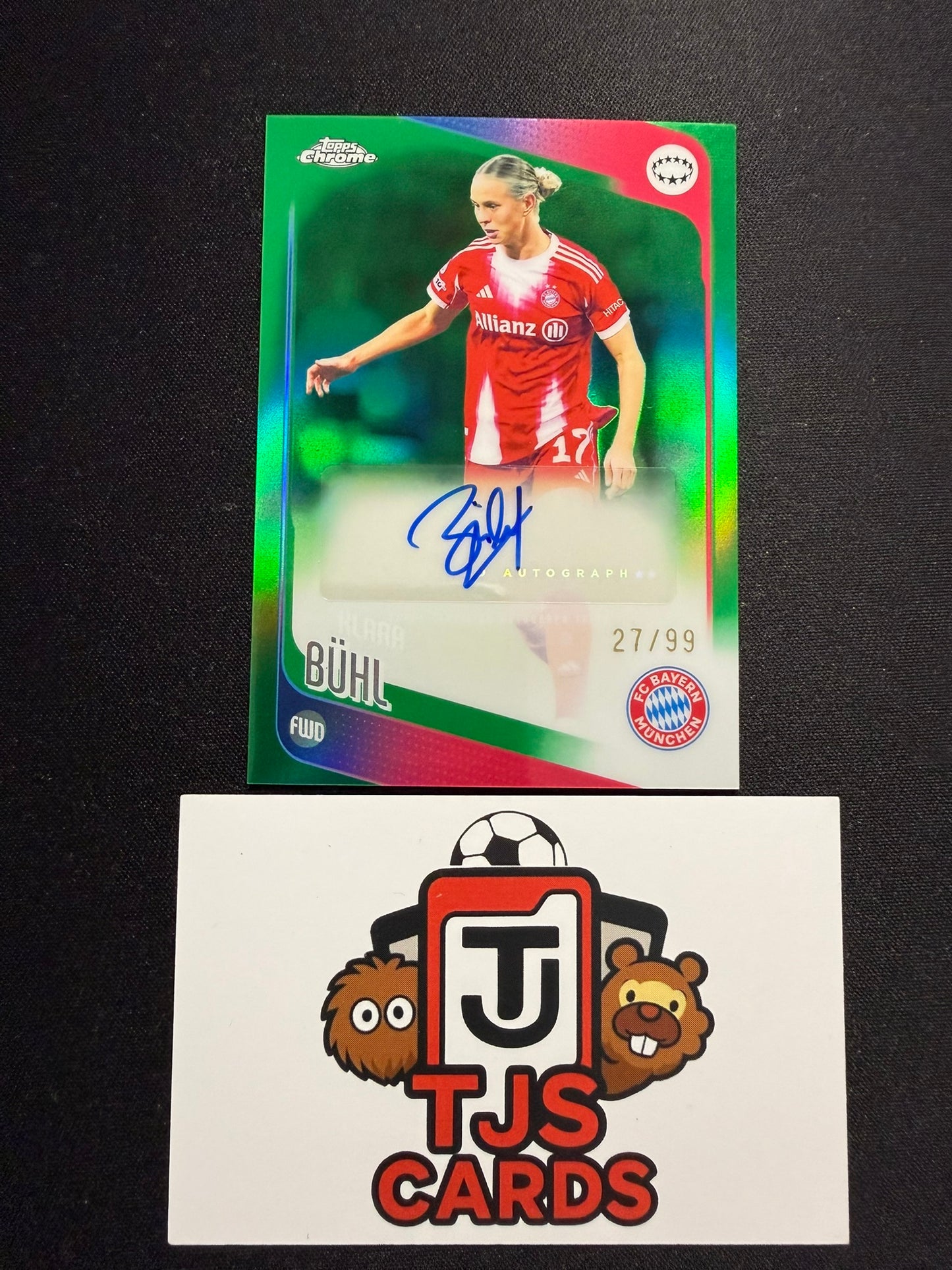 Klara Buhl - Green Auto /99 - TOPPS Chrome UWCL 2025/26