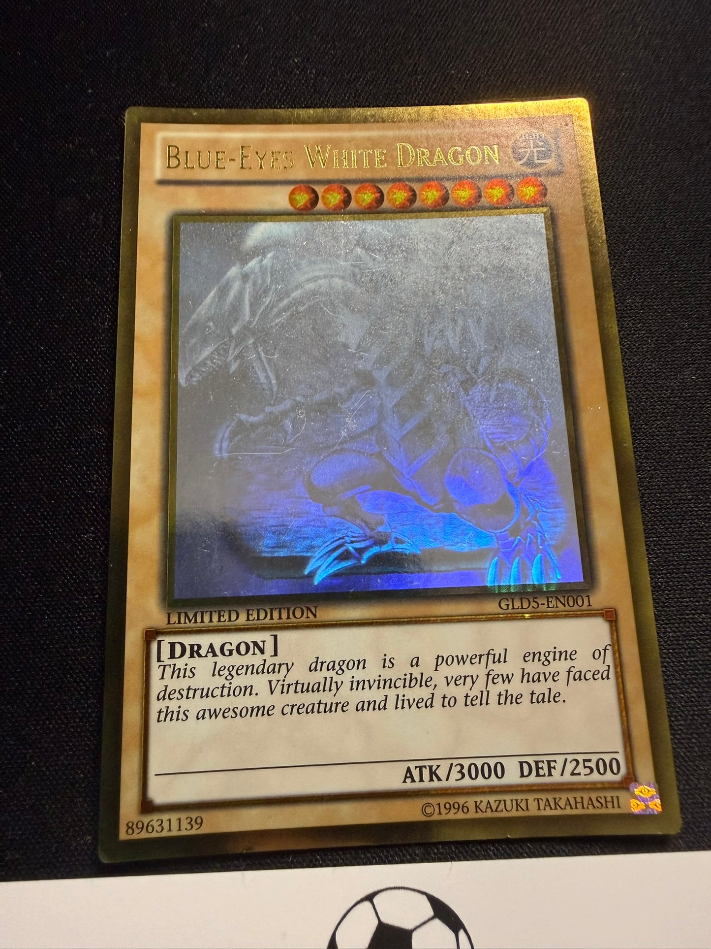 Blue-Eyes White Dragon - Ghost Rare Limited Edition GLD5-EN001 - MP - YuGiOh